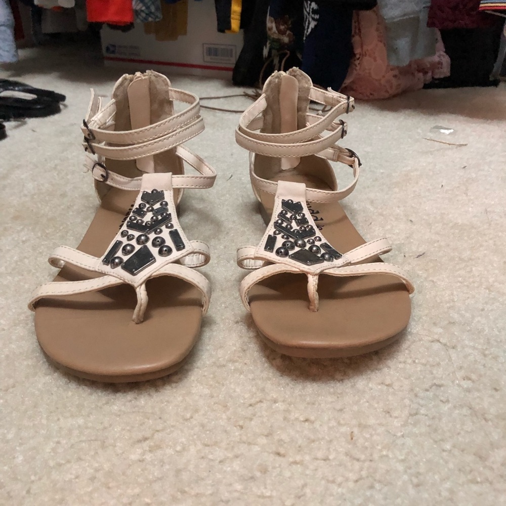 Sandals - Picture 2 of 3